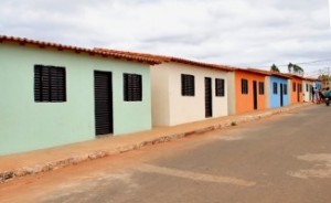 Casas do Programa “Minha Casa Minha Vida” prontas para a entrada de moradores. Foto: ASCOM/Caculé.