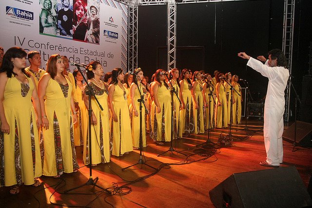 Coral Sertão Brasileiro e grupo de dança se apresenta em ...